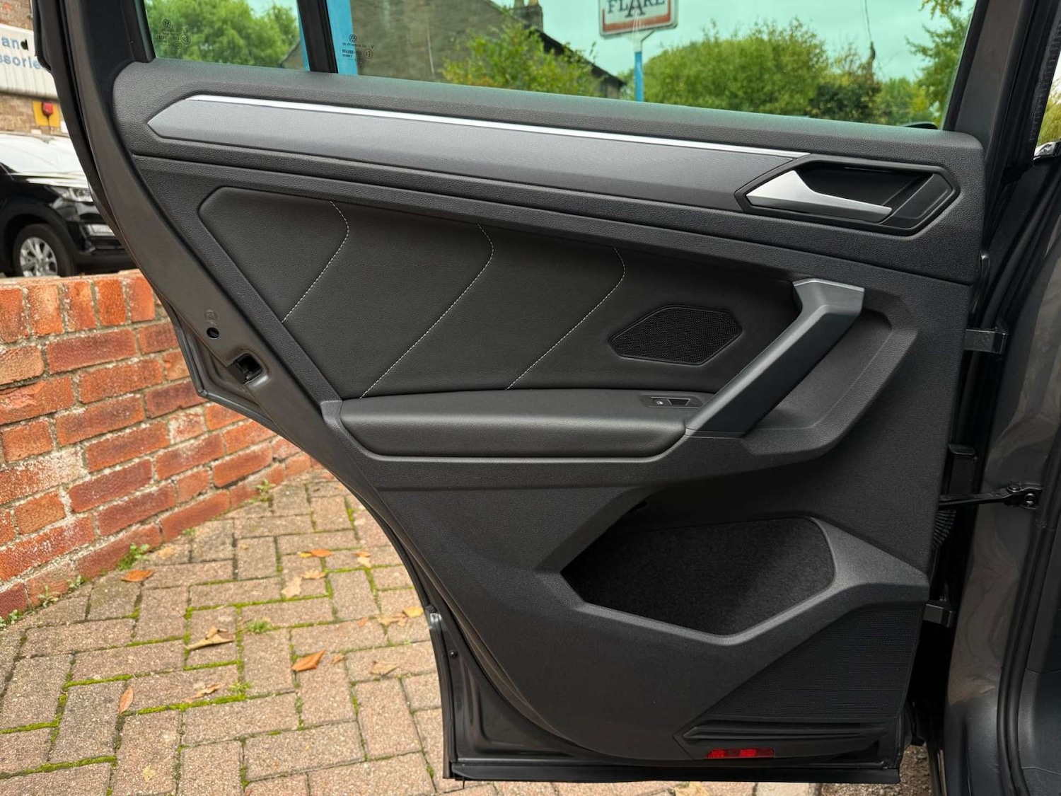 Used Volkswagen Tiguan 2019 for sale - 76280386: Photo 45