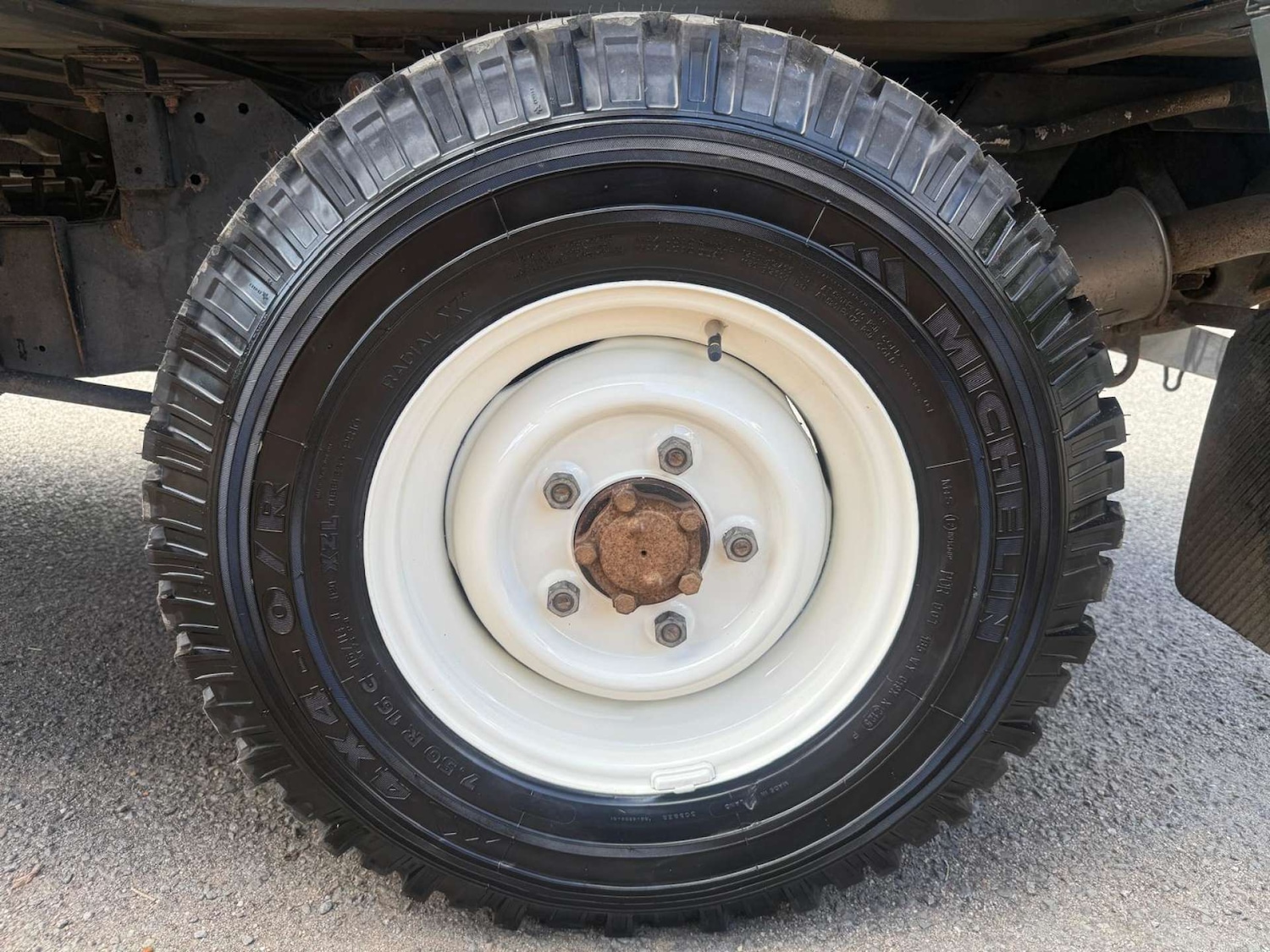 Vehicle 19