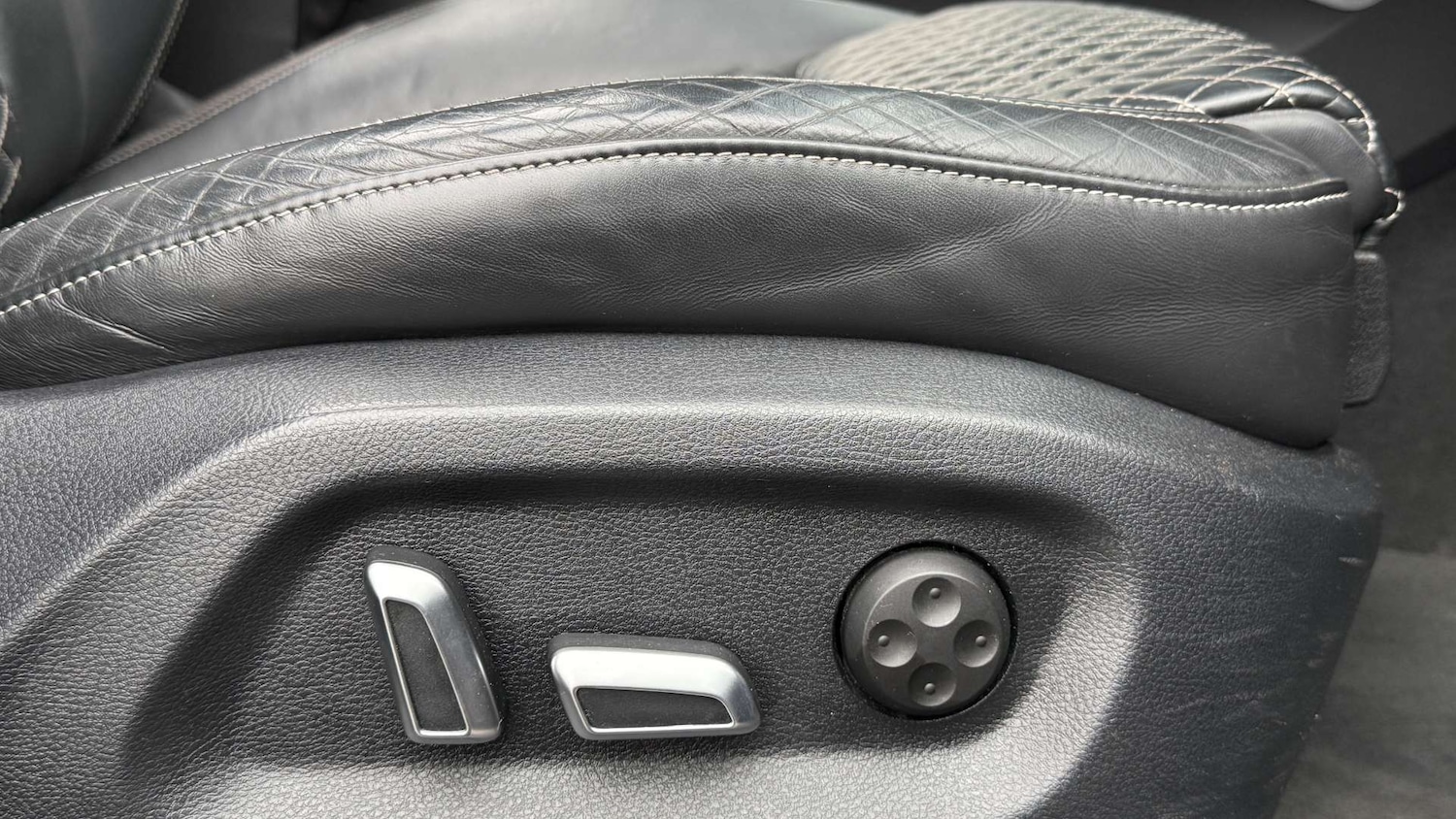 Used Audi Q5 2017 for sale - 77049109: Photo 36