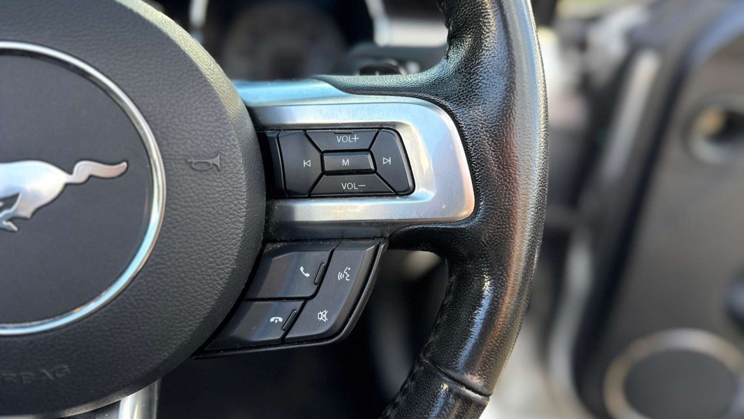 Used Ford Mustang 2017 for sale - 76694790: Photo 38