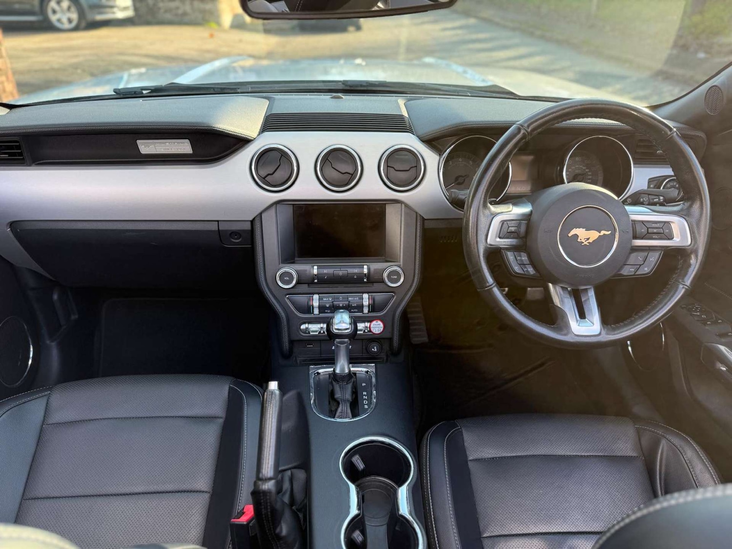 Used Ford Mustang 2017 for sale - 76694790: Photo 6