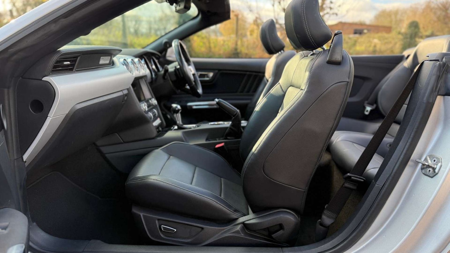 Used Ford Mustang 2017 for sale - 76694790: Photo 9