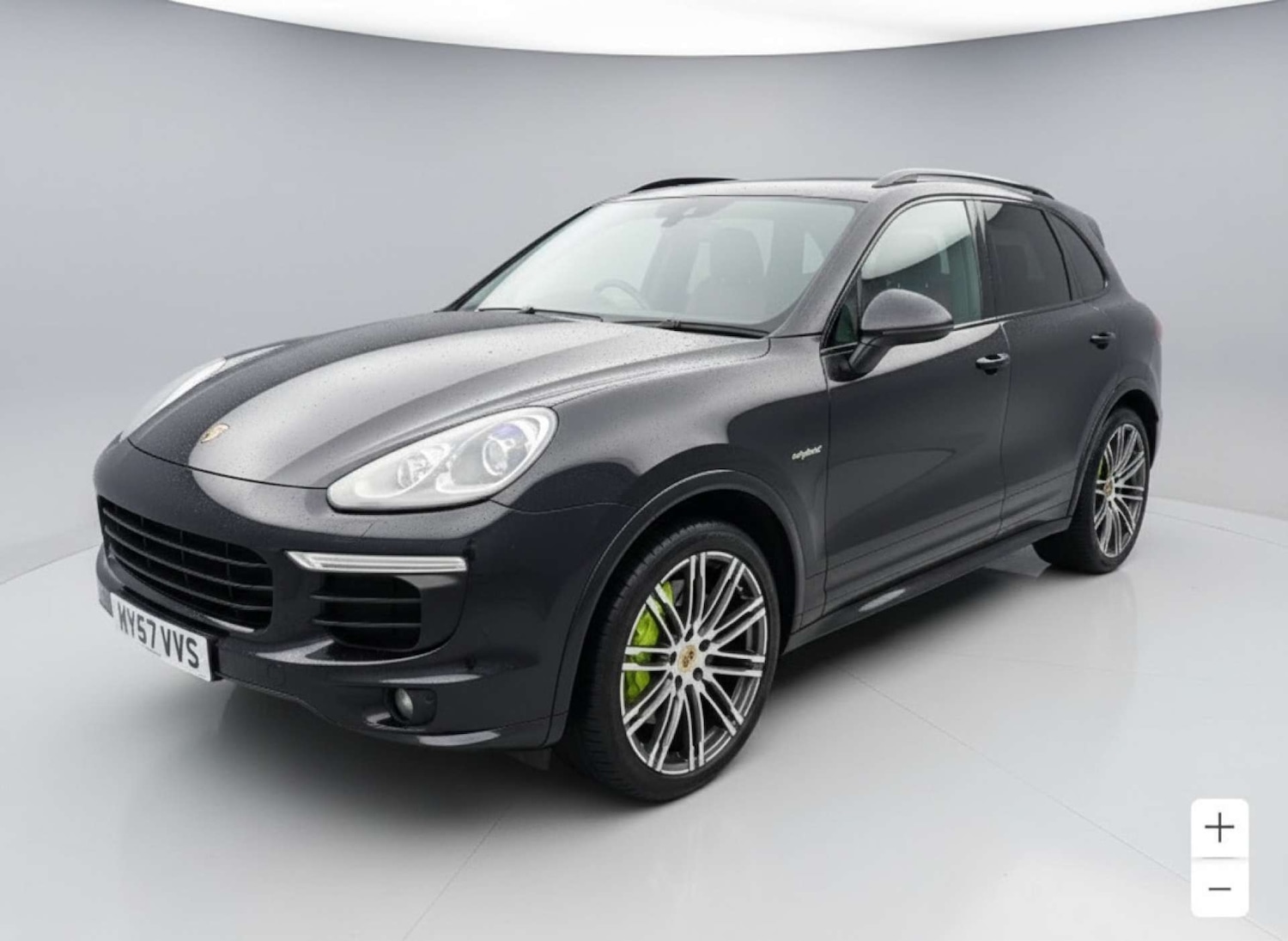 Used Porsche Cayenne 2017 for sale - 77664908: Photo 2