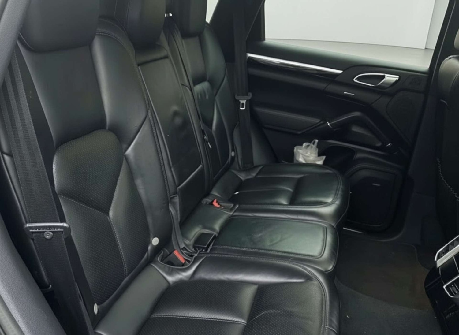 Used Porsche Cayenne 2017 for sale - 77664908: Photo 6