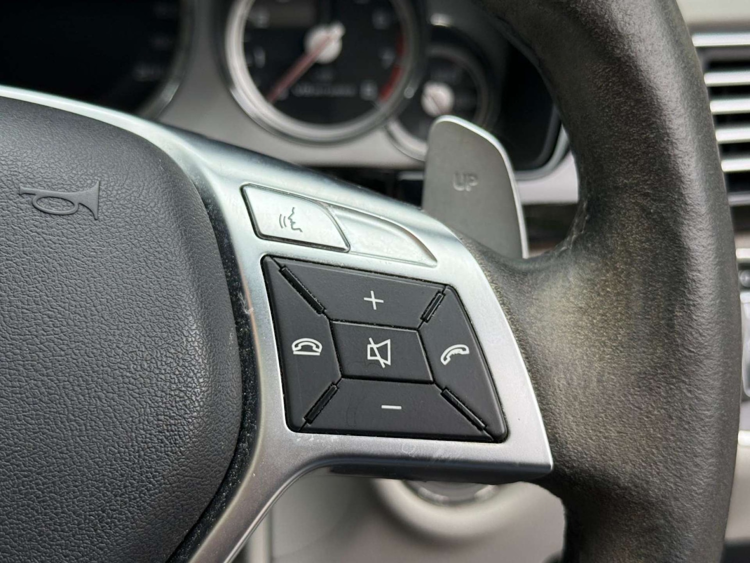 Used Mercedes-Benz E Class 2012 for sale - 76611741: Photo 30