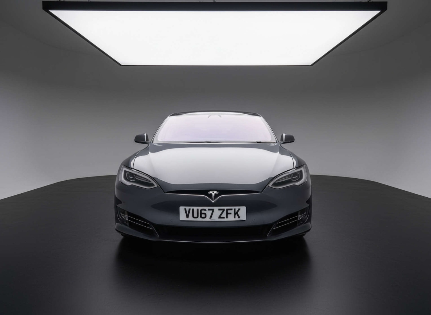 Used Tesla Model S 2017 for sale - 77170356: Photo 2