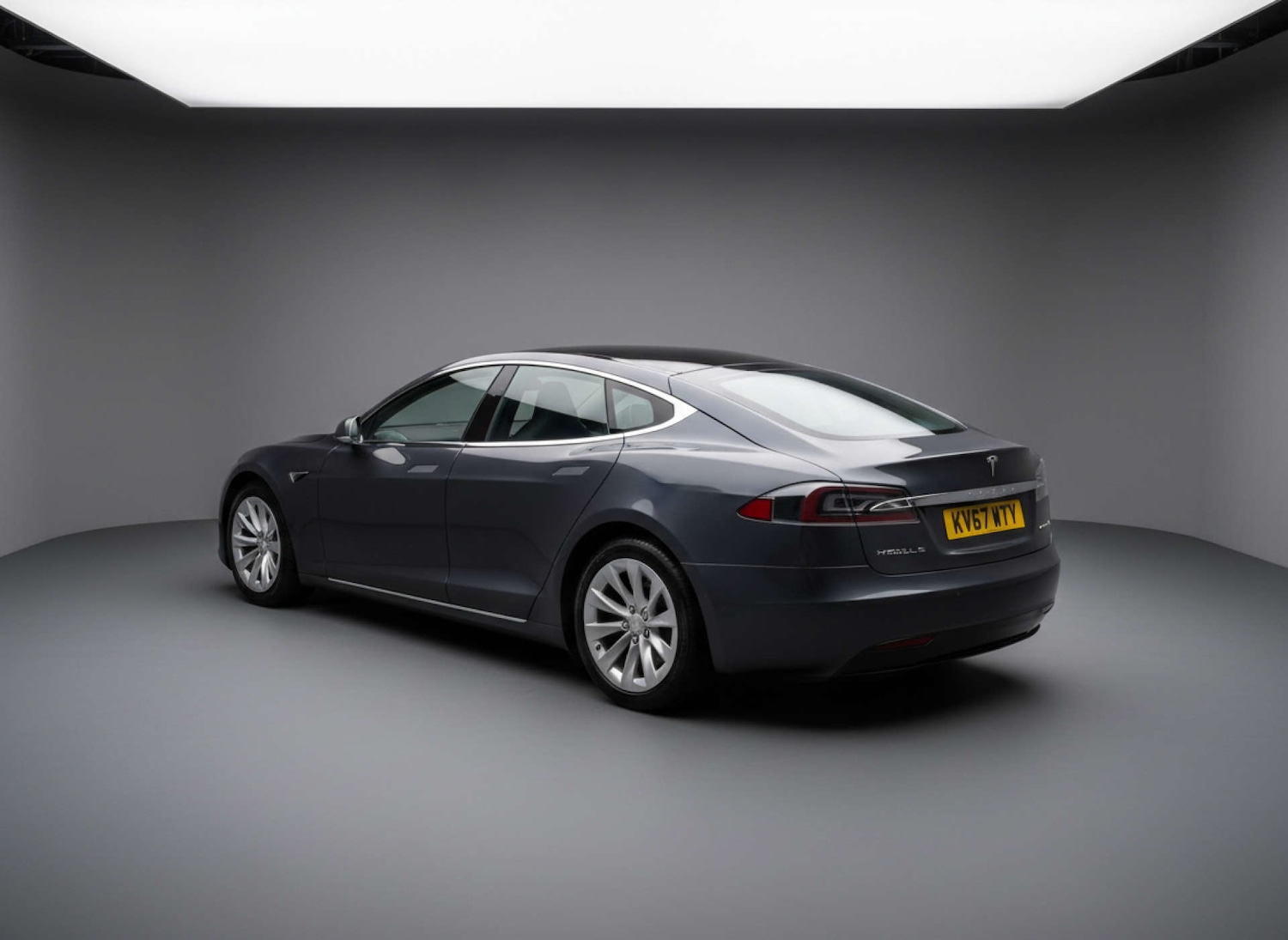 Used Tesla Model S 2017 for sale - 77170356: Photo 9