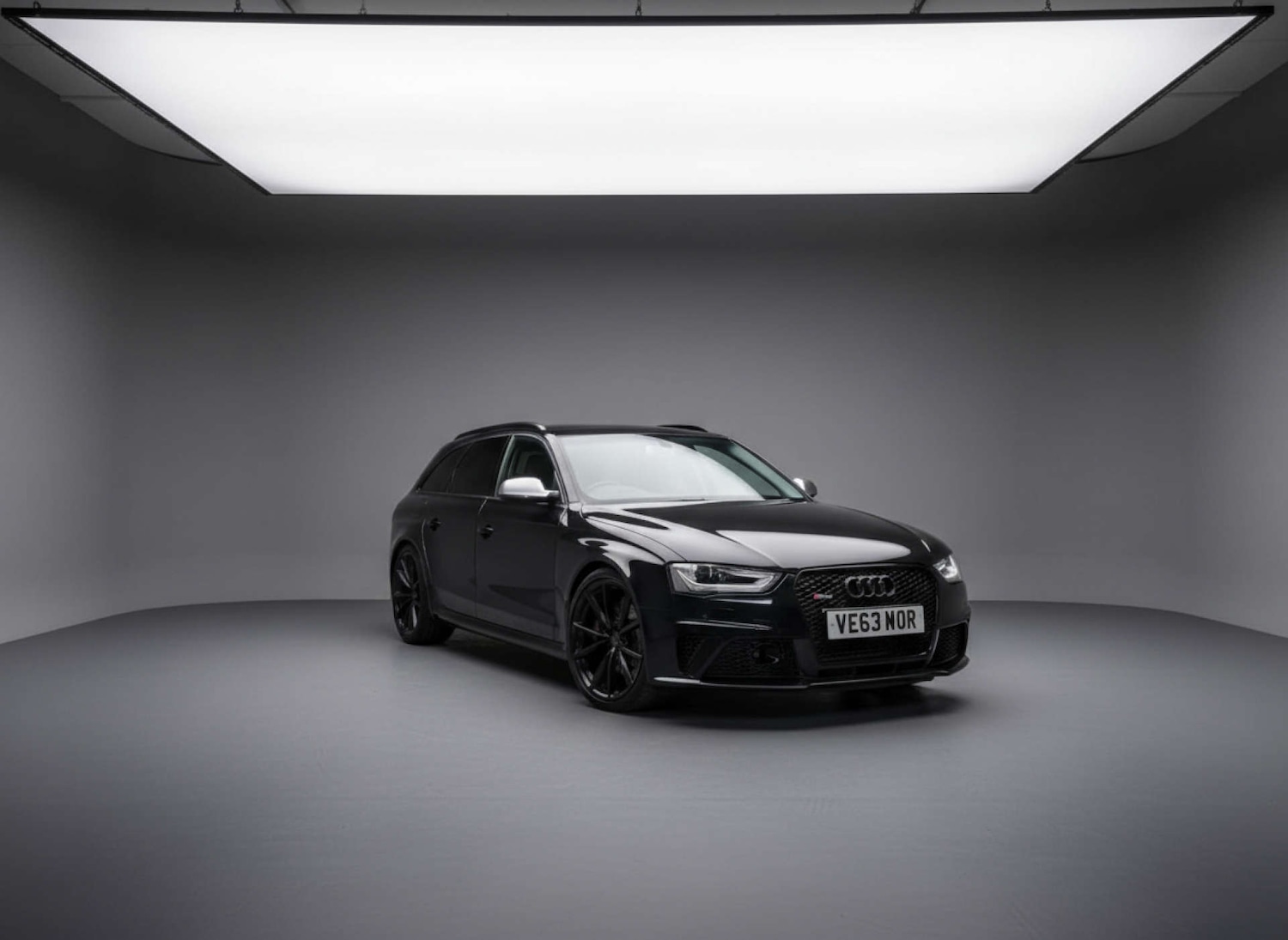 Used Audi RS4 2014 for sale - 77319705: Photo 1