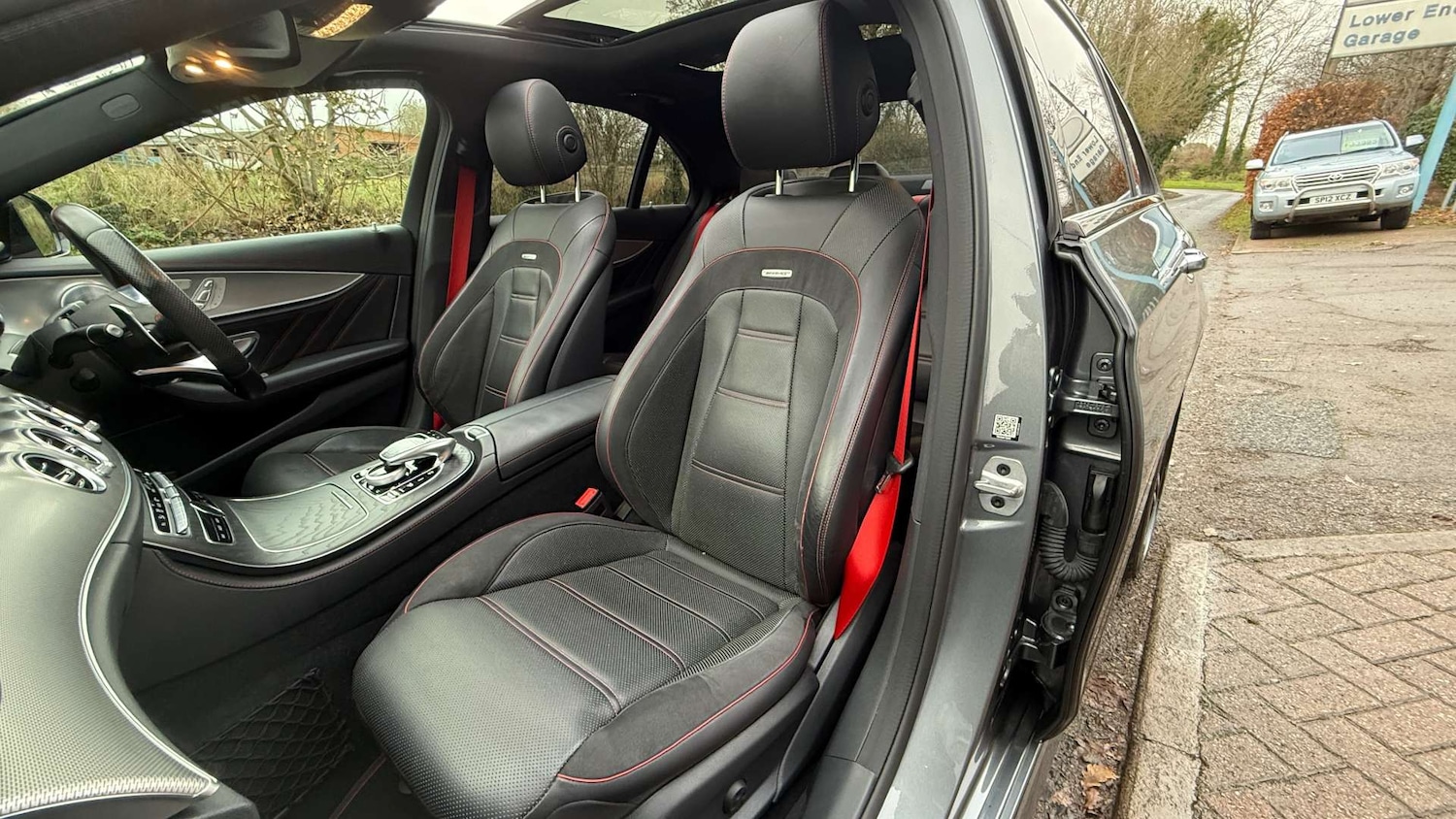 Used Mercedes-Benz E Class 2019 for sale - 76719585: Photo 10