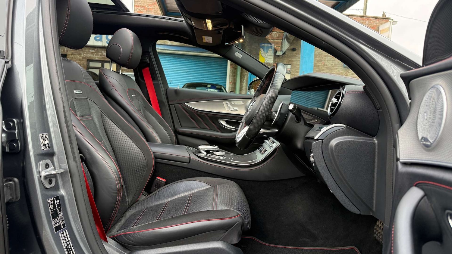 Used Mercedes-Benz E Class 2019 for sale - 76719585: Photo 4