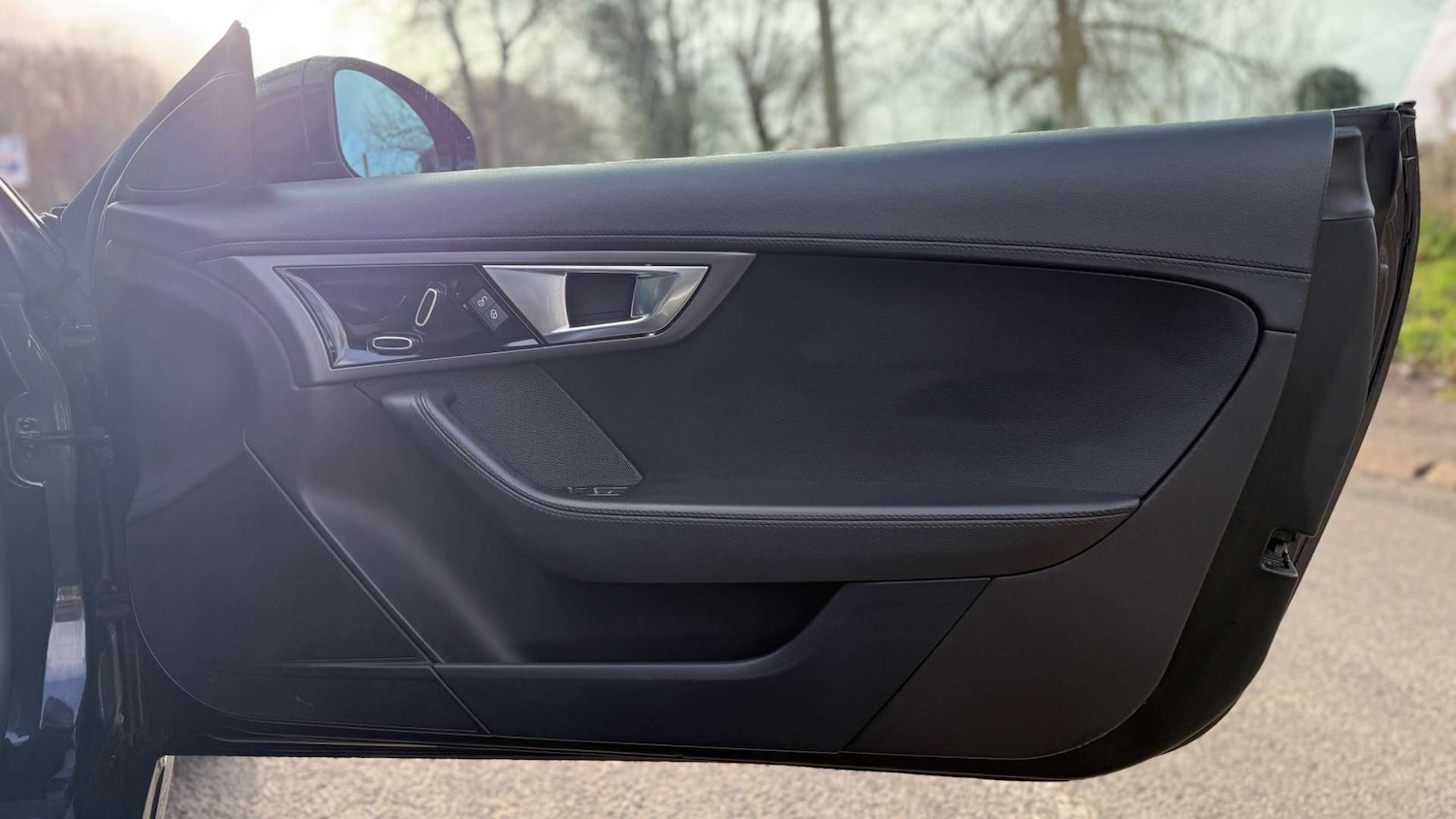 Used Jaguar F-Type 2016 for sale - 77954352: Photo 36