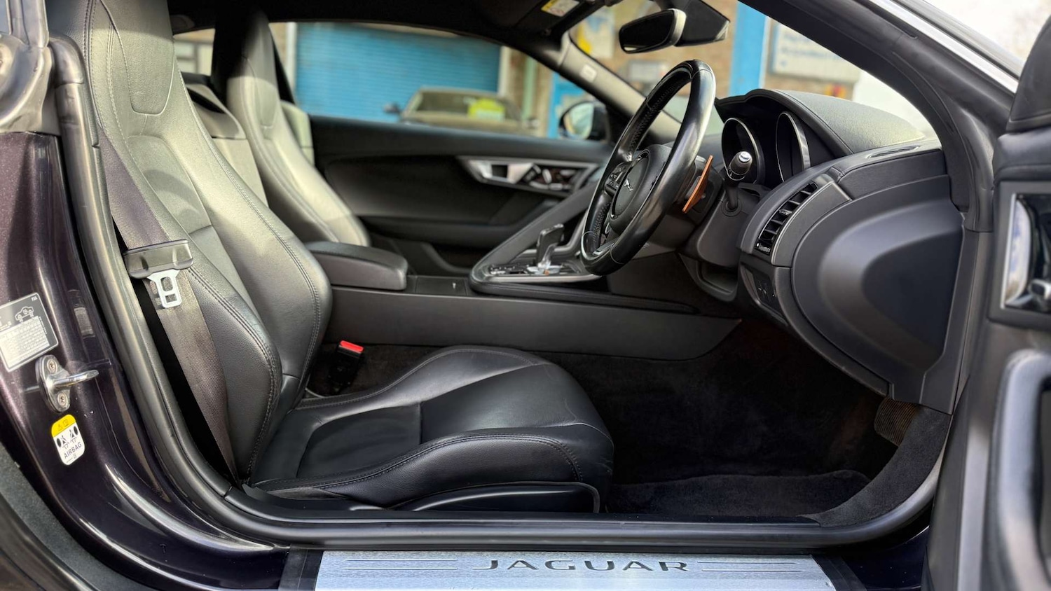 Used Jaguar F-Type 2016 for sale - 77954352: Photo 4