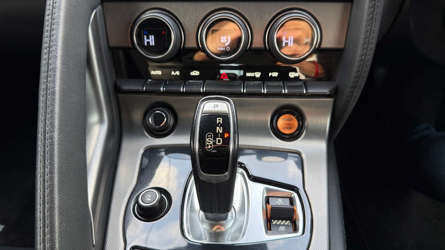 Used Jaguar F-Type 2016 for sale - 77954352: Photo 8