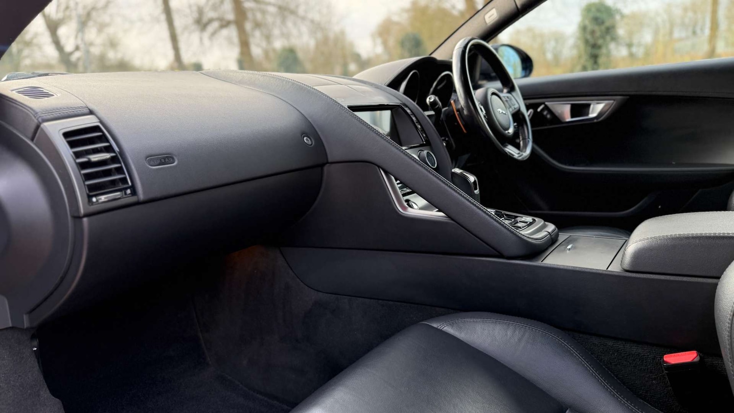 Used Jaguar F-Type 2016 for sale - 77954352: Photo 9