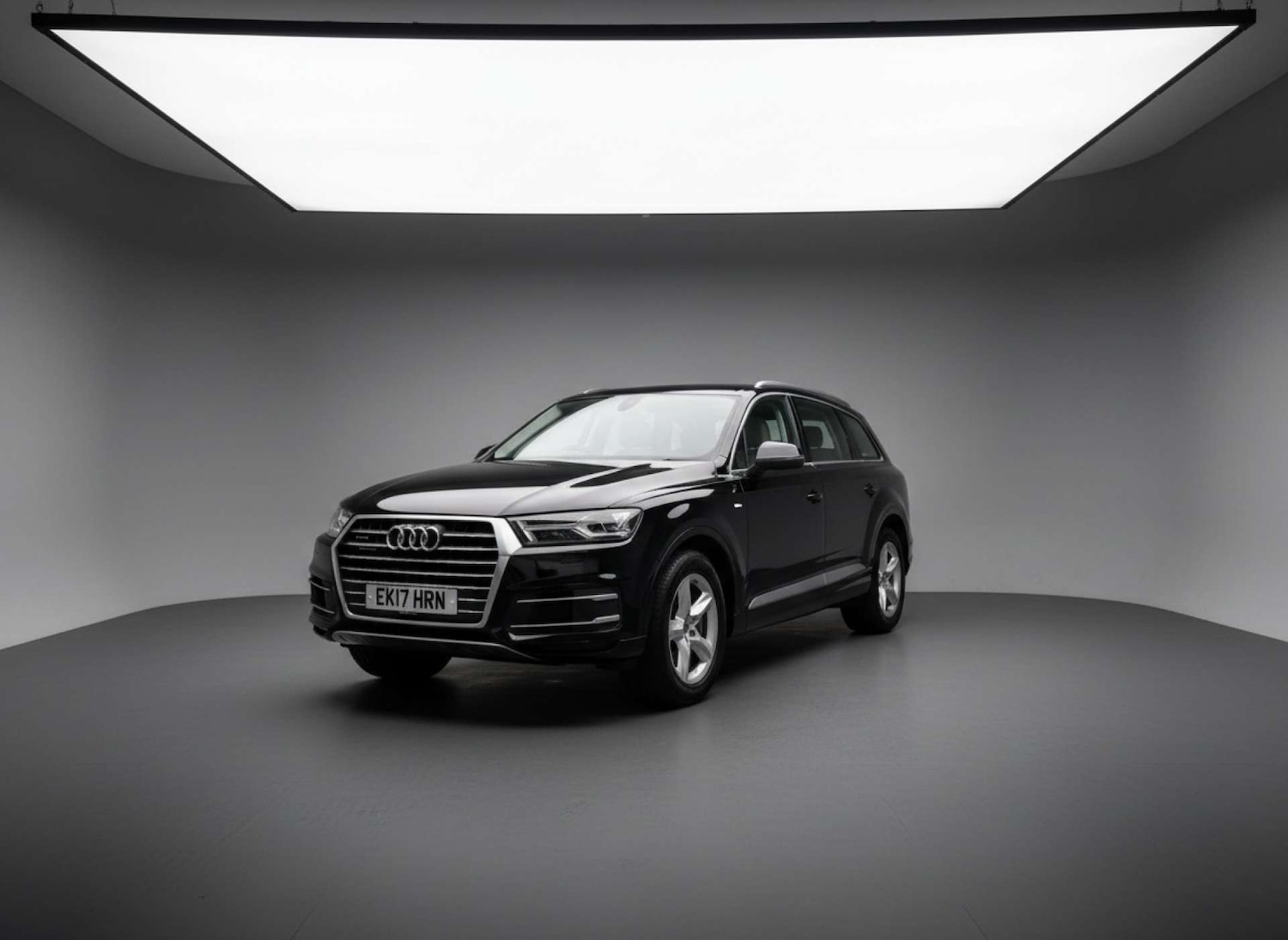 Used Audi Q7 2017 for sale - 77639623: Photo 2