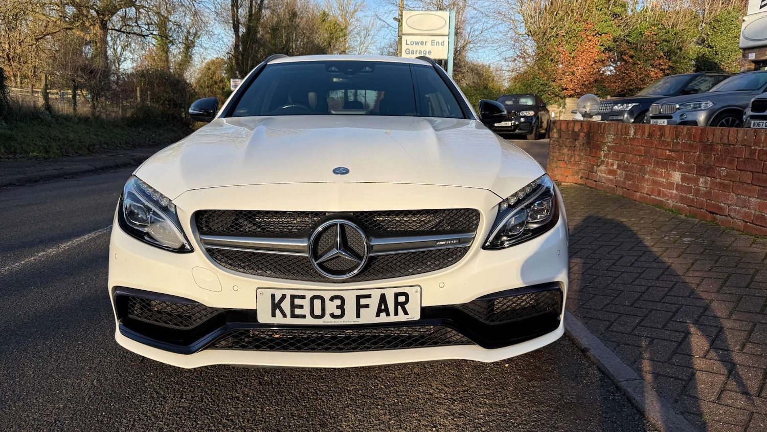 Used Mercedes-Benz C Class 2017 for sale - 76905296: Photo 2