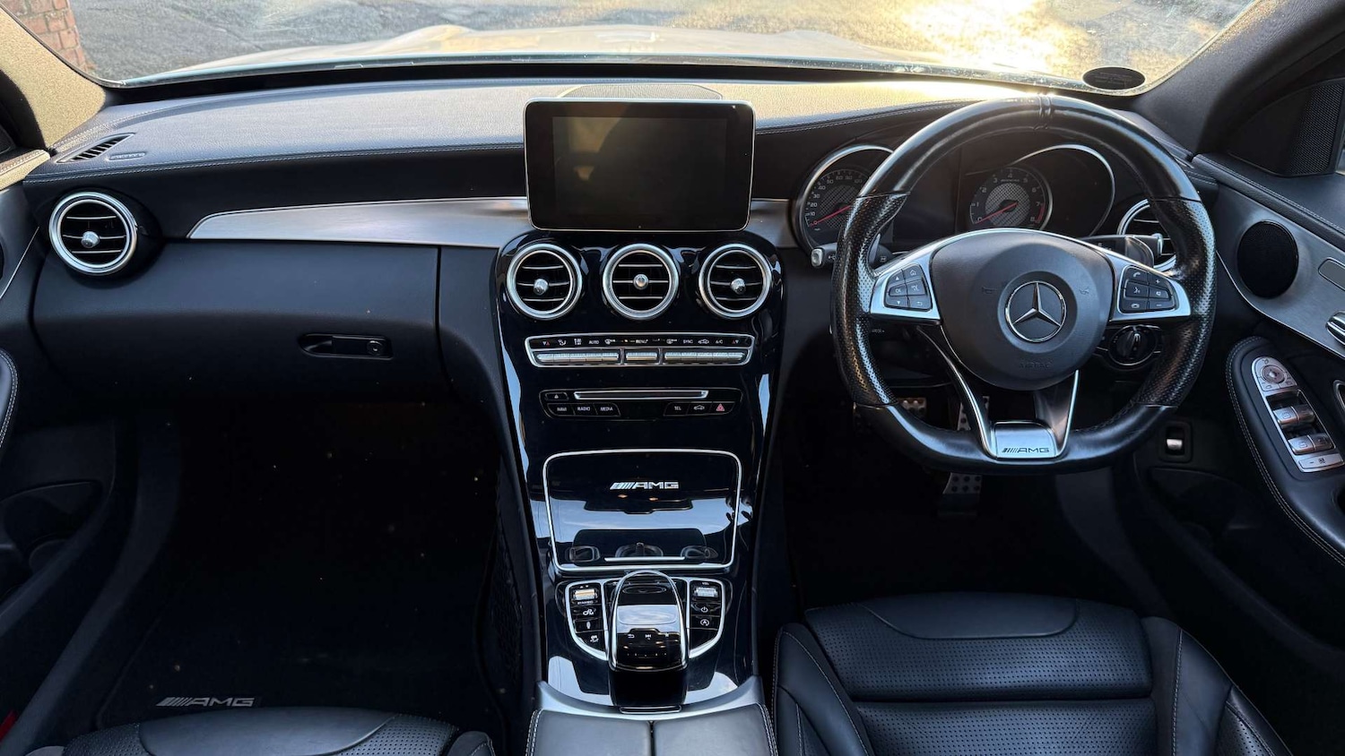 Used Mercedes-Benz C Class 2017 for sale - 76905296: Photo 8