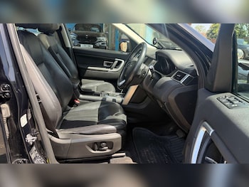 Used Land Rover Discovery Sport 2018 for sale - 78700823: Photo