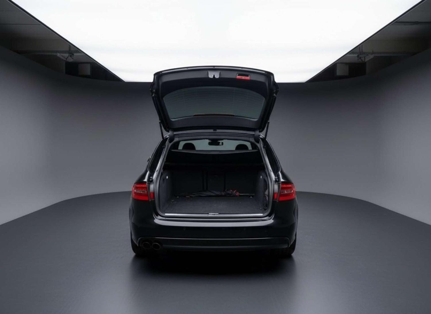 Used Audi RS4 2013 for sale - 77640560: Photo 7