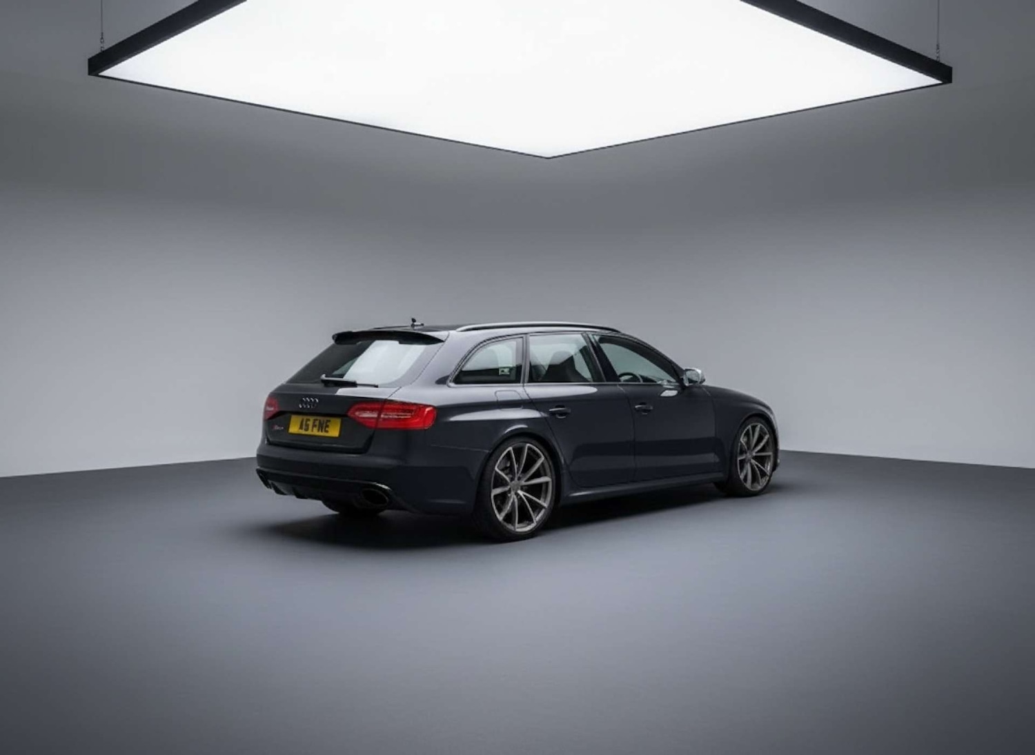 Used Audi RS4 2013 for sale - 77640560: Photo 8