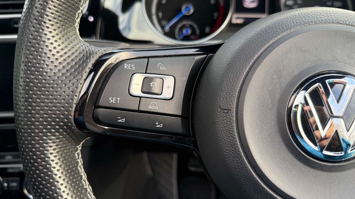 Used Volkswagen Golf 2016 for sale - 76894452: Photo 30