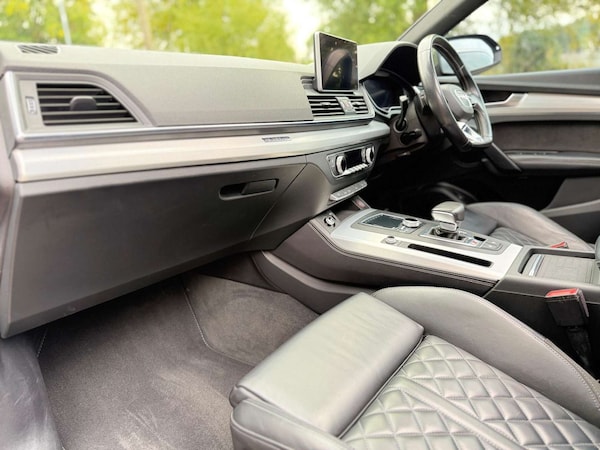 Used Audi Q5 2020 for sale - 76129231: Photo 9
