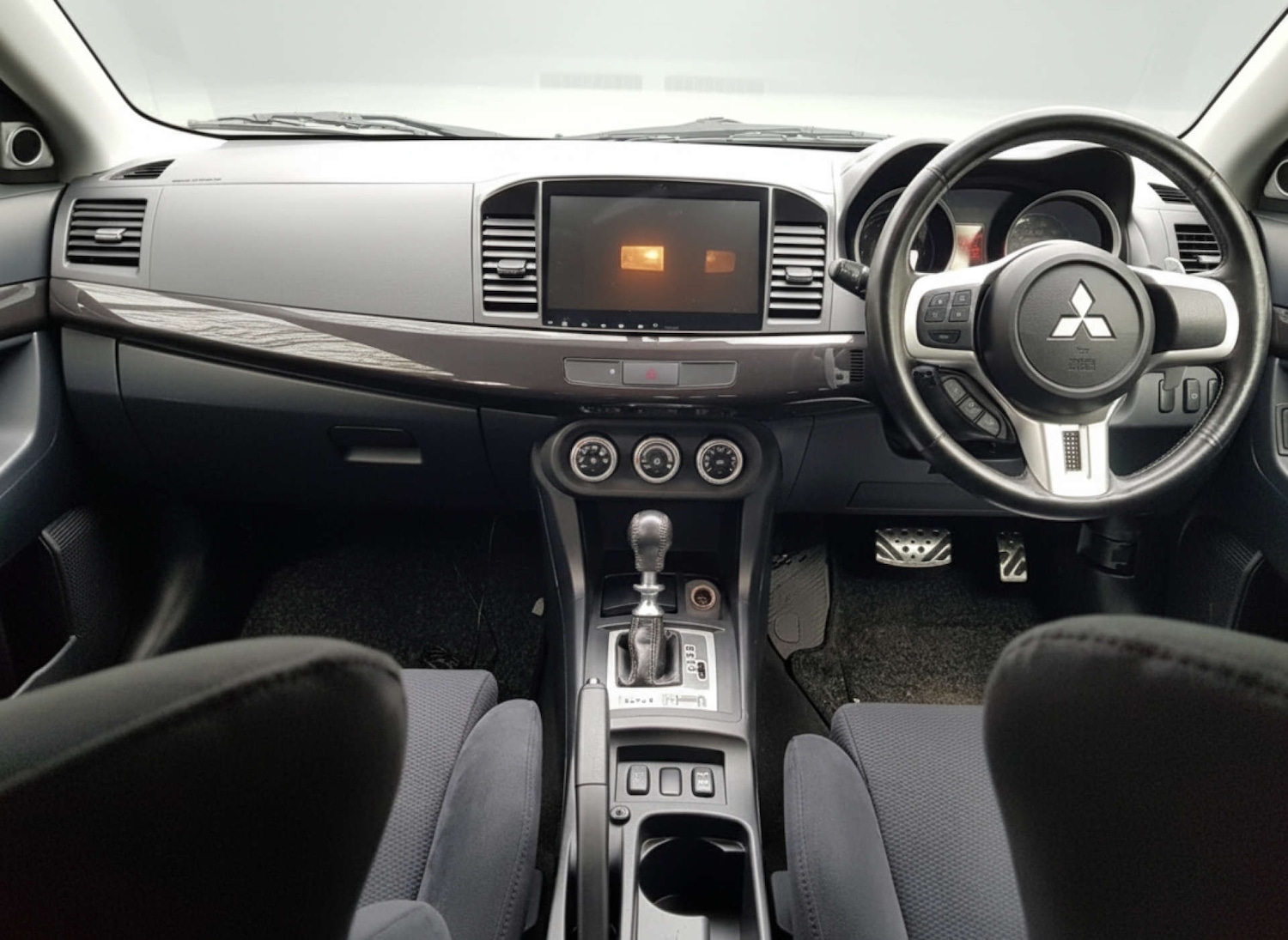 Used Mitsubishi Lancer 2011 for sale - 77370964: Photo 5