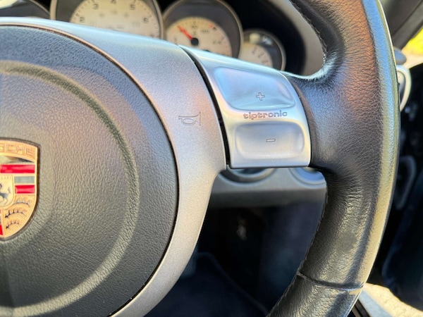 Used Porsche 911 2006 for sale - 76114498: Photo 23