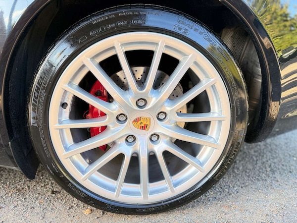 Used Porsche 911 2006 for sale - 76114498: Photo 26