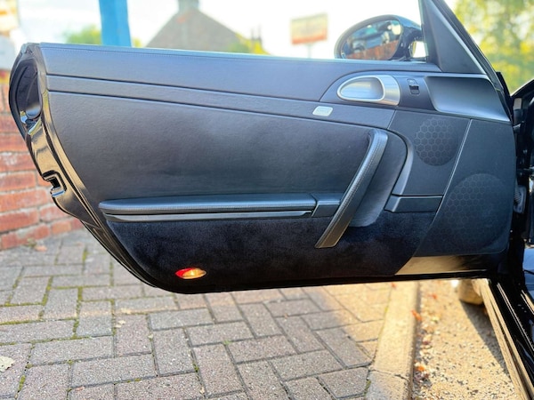 Used Porsche 911 2006 for sale - 76114498: Photo 29