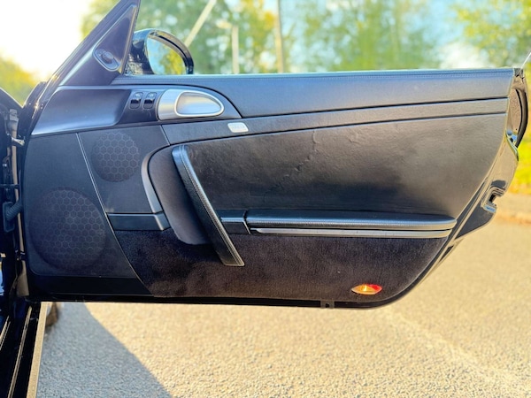 Used Porsche 911 2006 for sale - 76114498: Photo 30