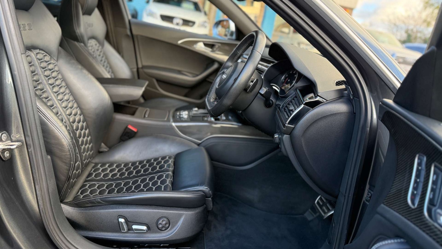 Used Audi RS6 2014 for sale - 76829861: Photo 4