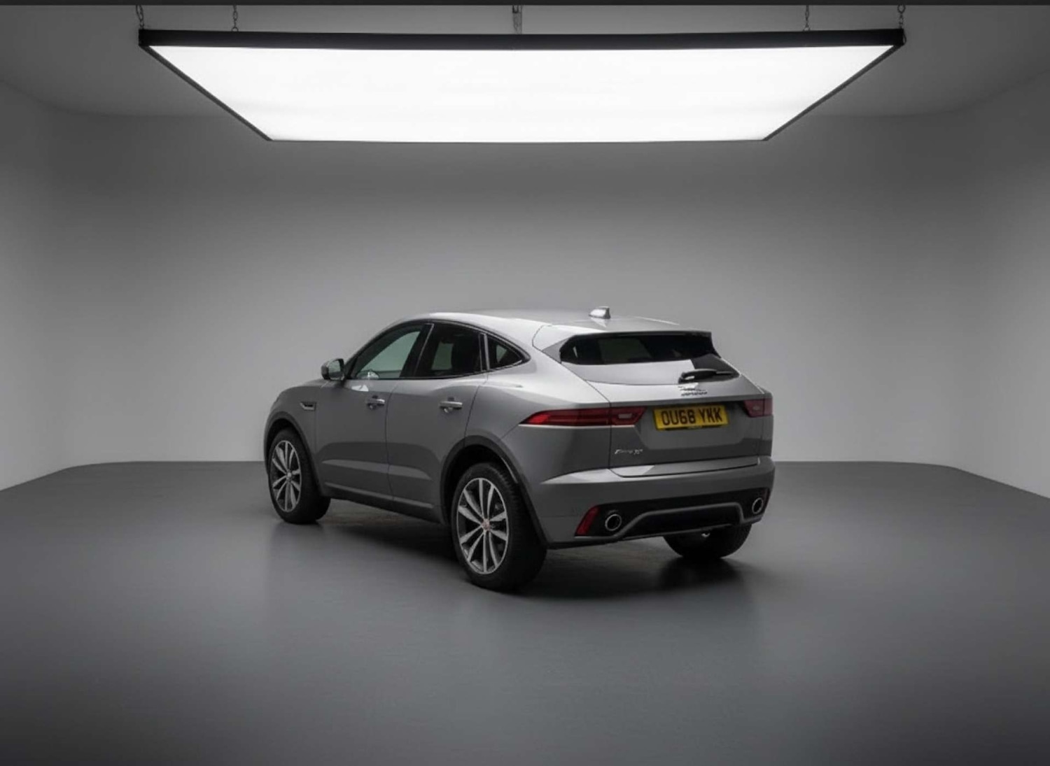 Used Jaguar E-Pace 2018 for sale - 77632640: Photo 10