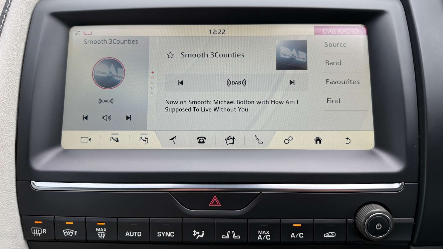 Used Jaguar E-Pace 2018 for sale - 77632640: Photo 26