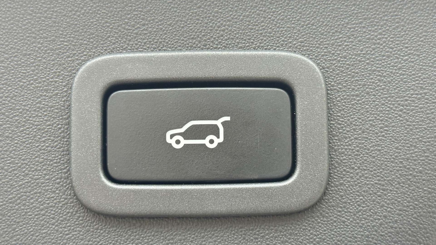 Used Jaguar E-Pace 2018 for sale - 77632640: Photo 43