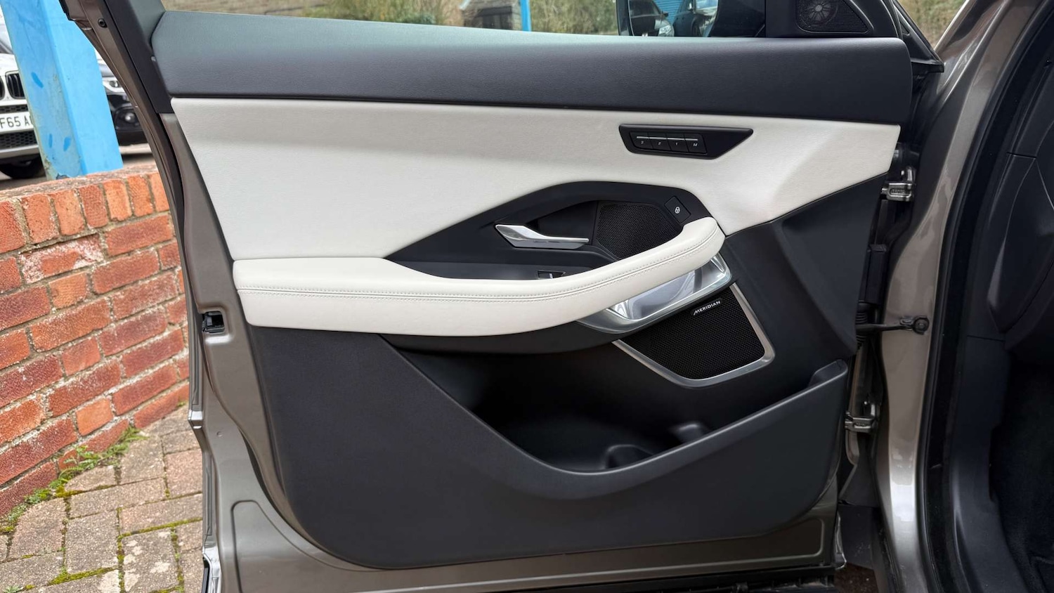 Used Jaguar E-Pace 2018 for sale - 77632640: Photo 50