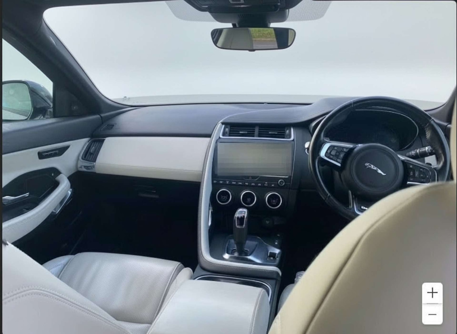 Used Jaguar E-Pace 2018 for sale - 77632640: Photo 6