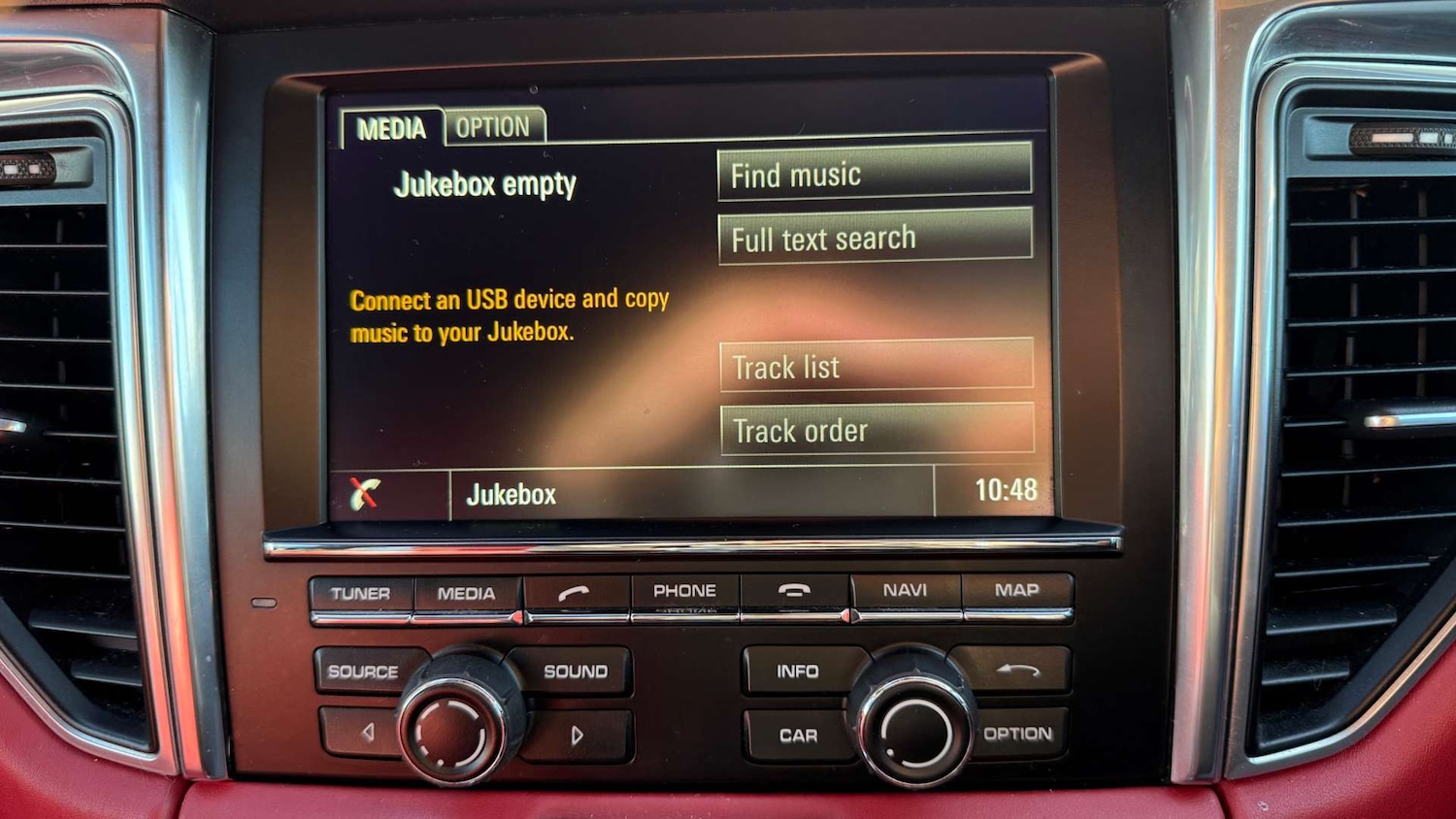 Used Porsche Macan 2015 for sale - 77328608: Photo 26