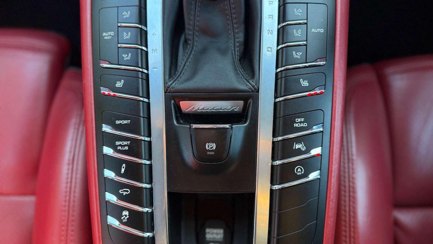 Used Porsche Macan 2015 for sale - 77328608: Photo 35