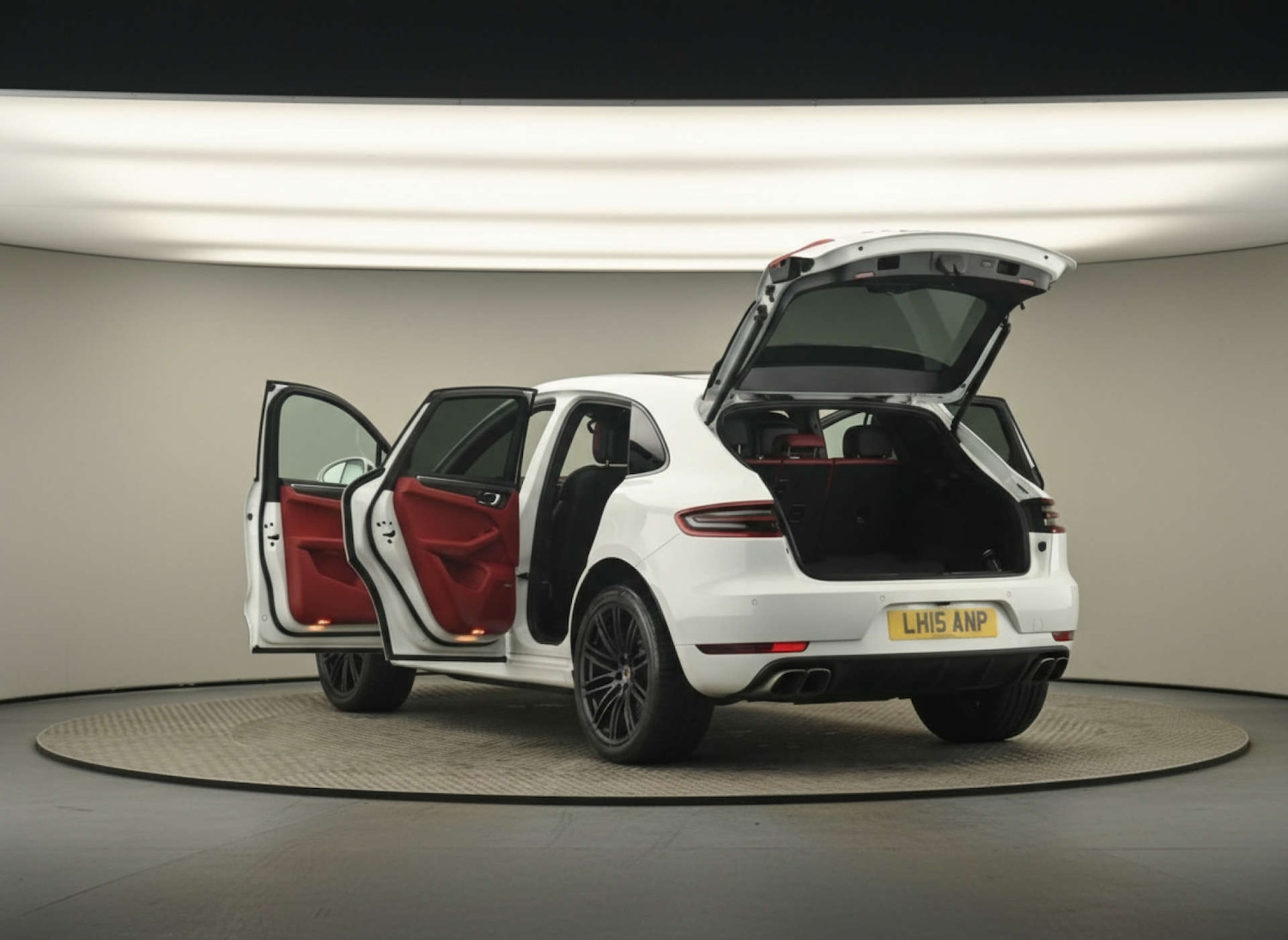 Used Porsche Macan 2015 for sale - 77328608: Photo 4