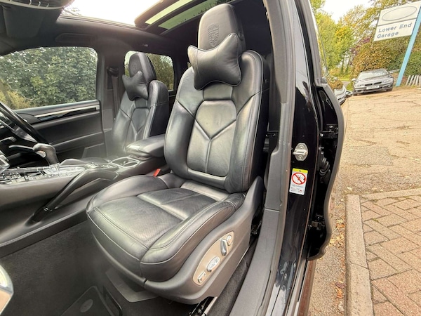 Used Porsche Cayenne 2016 for sale - 76105314: Photo 10