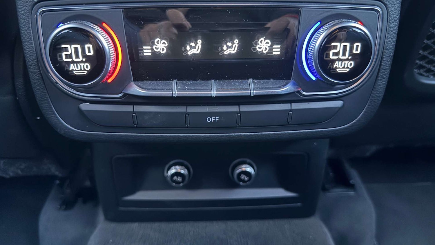 Used Audi Q7 2018 for sale - 76757909: Photo 31