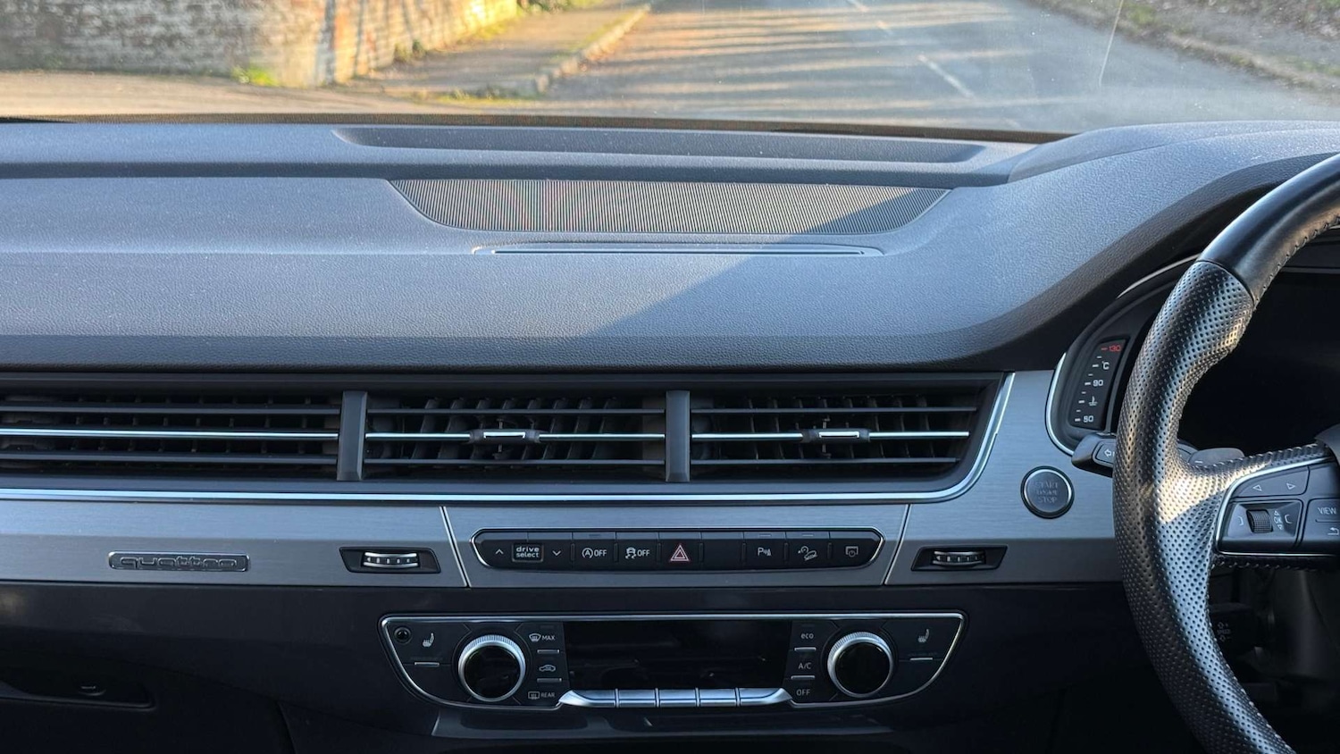 Used Audi Q7 2018 for sale - 76757909: Photo 7