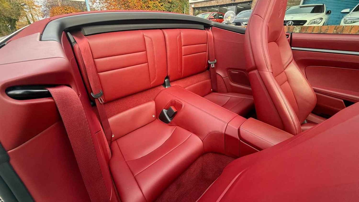 Used Porsche 911 2021 for sale - 76477422: Photo 12