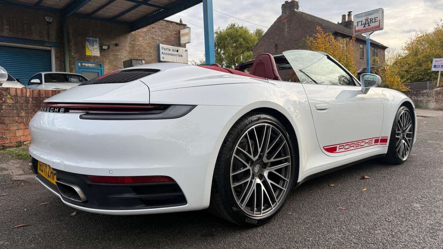 Used Porsche 911 2021 for sale - 76477422: Photo 16