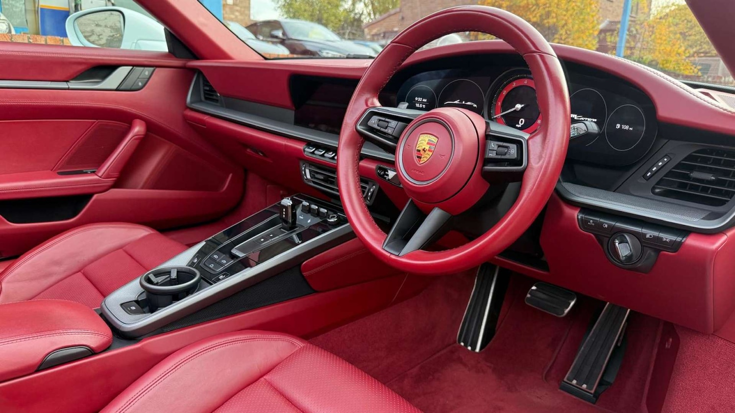 Used Porsche 911 2021 for sale - 76477422: Photo 6