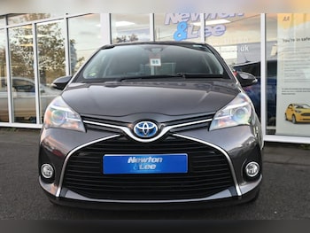 Used Toyota Yaris 2016 for sale - 76303762: Photo 2