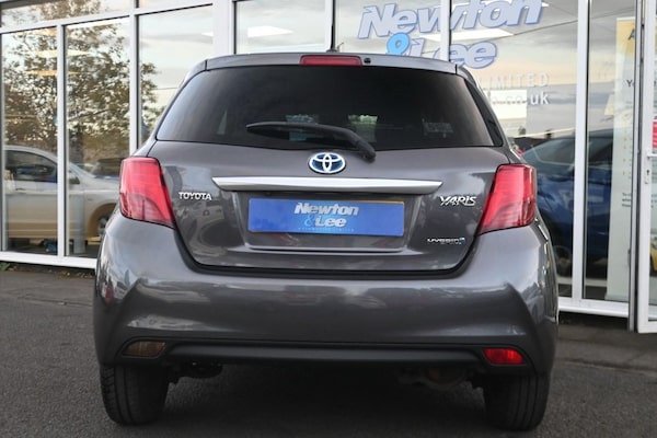 Used Toyota Yaris 2016 for sale - 76303762: Photo 4