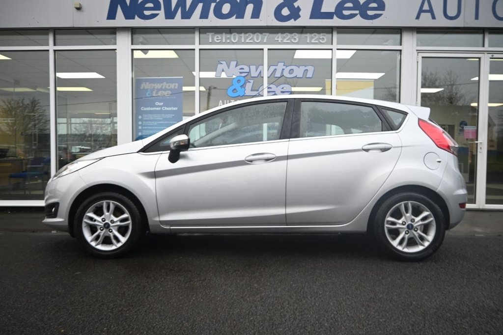 Used Ford Fiesta 2015 for sale - 77355679: Photo 2