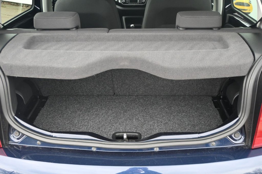 Used Volkswagen up! 2014 for sale - 77904893: Photo 14